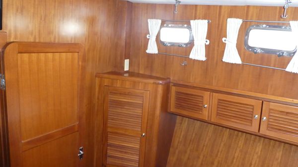 North Pacific 43 Pilothouse image