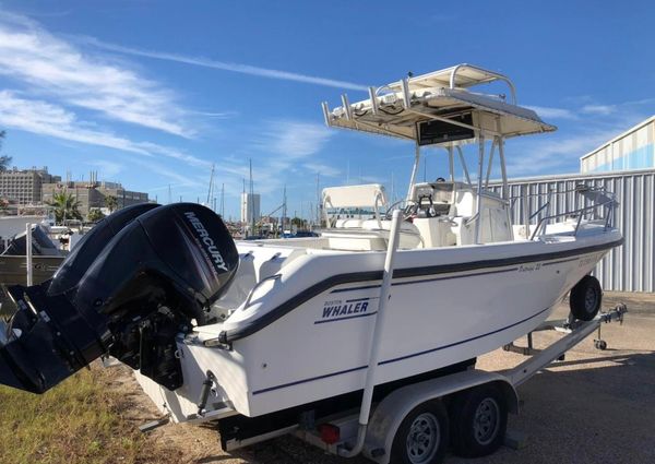 Boston-whaler 23-OUTRAGE image