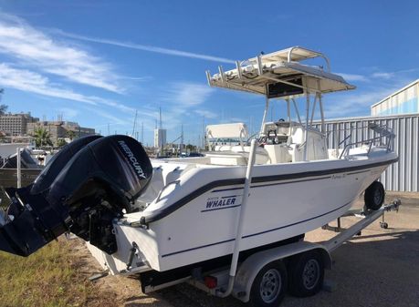 Boston-whaler 23-OUTRAGE image