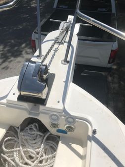 Boston-whaler 23-OUTRAGE image