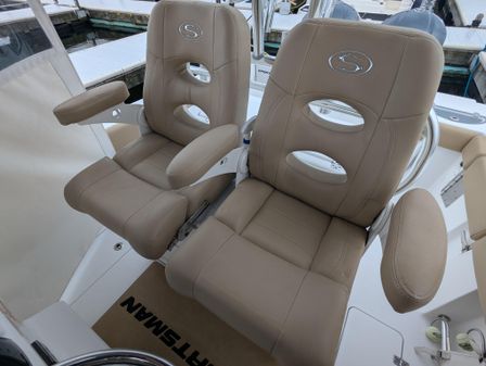 Sportsman Open 282 Center Console image