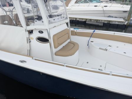 Sportsman Open 282 Center Console image