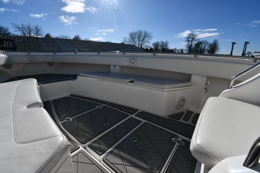 Fountain 38 Center Console image