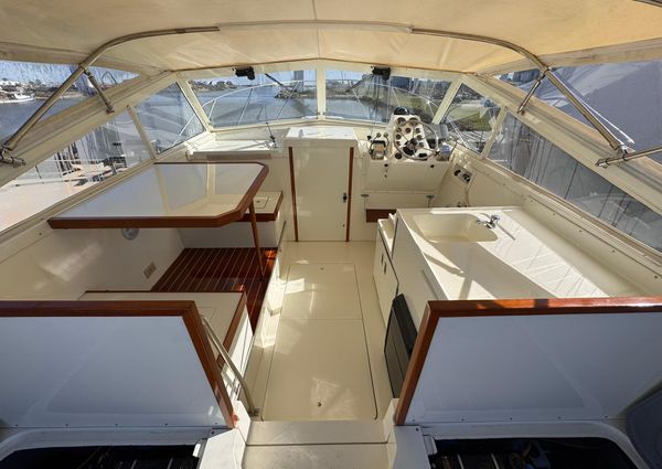 Bertram 28 Moppie image