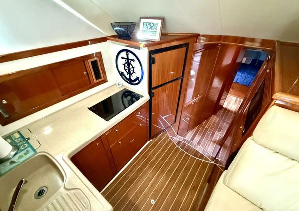 Riviera 42 Flybridge image