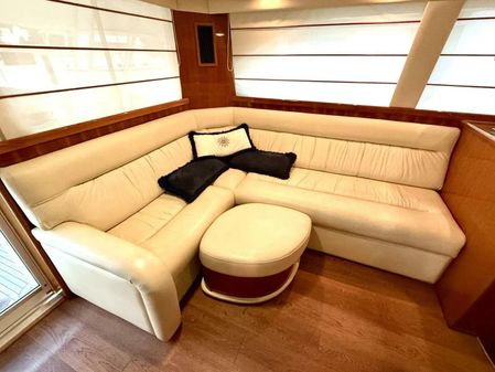 Riviera 42 Flybridge image