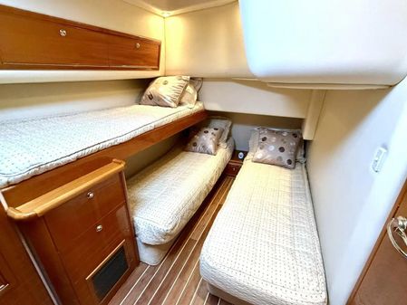 Riviera 42 Flybridge image