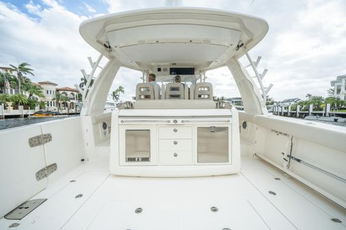 Boston Whaler 420 OR image