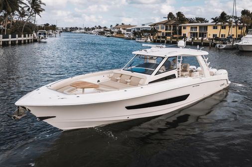 Boston Whaler 420 OR image