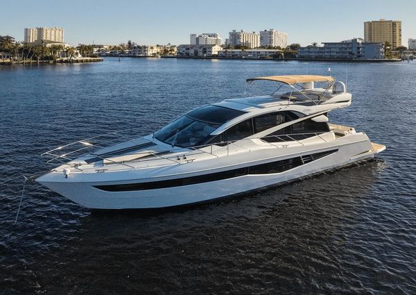 Galeon 560 Fly image