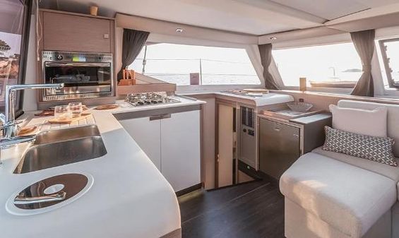 Fountaine-pajot ISLA-40 image