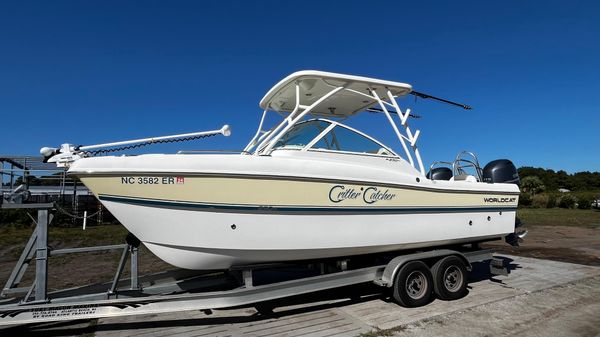 World Cat 230 DC