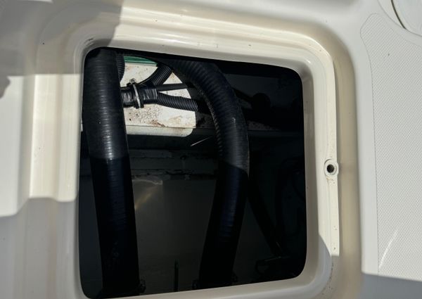 Pursuit S 310 Center Console image