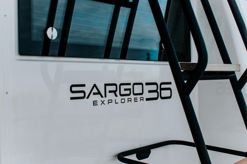 Sargo 36 Explorer FLY image