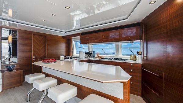 Horizon Power Catamaran PC60 image