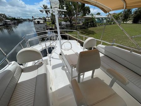 Mainship 390 Trawler image