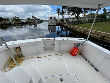 Mainship 390 Trawler image