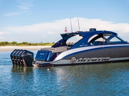 Mystic Powerboats M5200 image