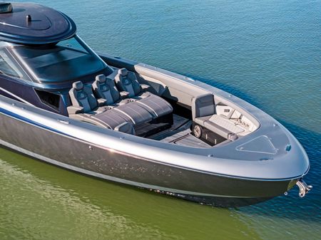 Mystic Powerboats M5200 image