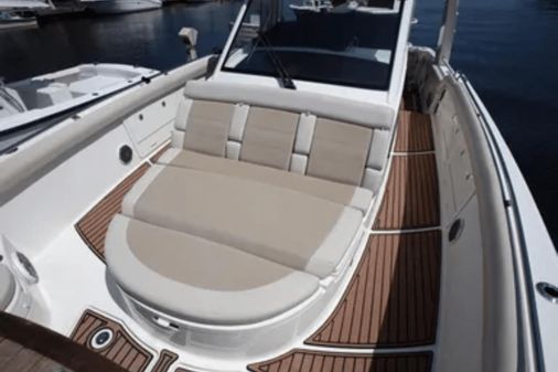 Boston Whaler 420 Outrage image