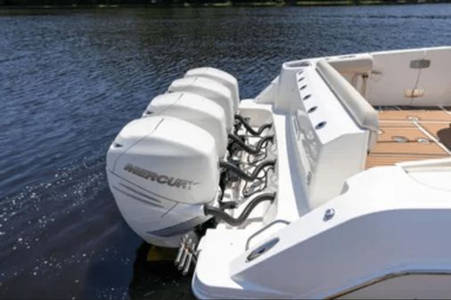 Boston Whaler 420 Outrage image