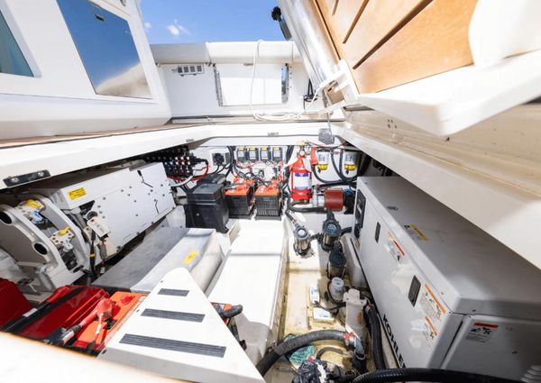 Boston Whaler 420 Outrage image