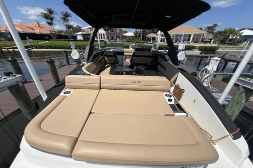 Sea Ray 280 SLX Outboard image