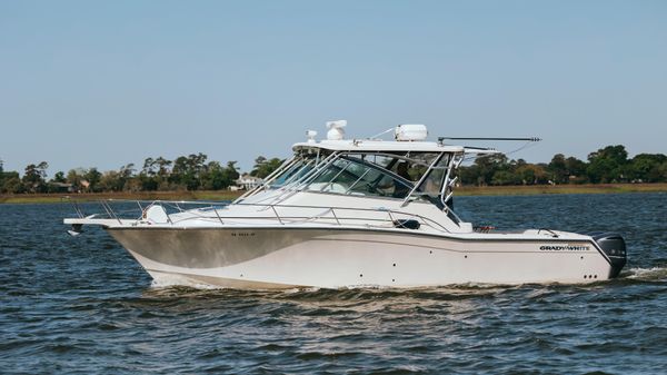 Grady-White 360 Express