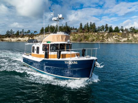 Ranger Tugs R-31 CB image