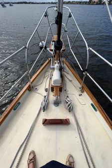 Cascade 44 image