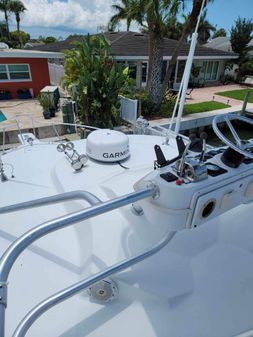 Luhrs 32 Open image