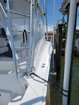 Luhrs 32 Open image