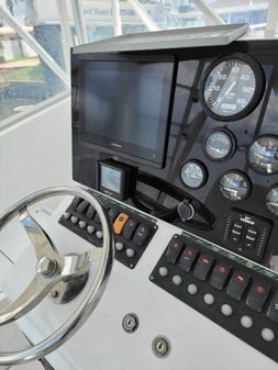 Luhrs 32 Open image