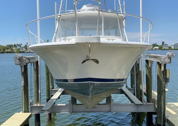 Luhrs 32 Open image