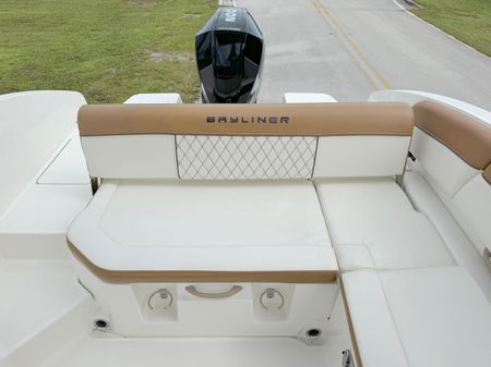 Bayliner DX2200 image