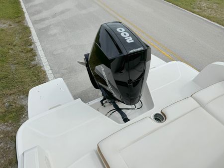 Bayliner DX2200 image