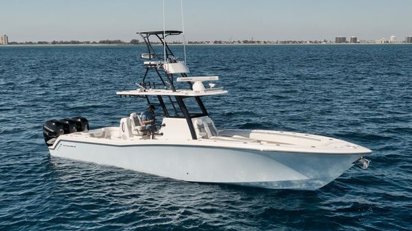 Invincible 36 Open Fisherman