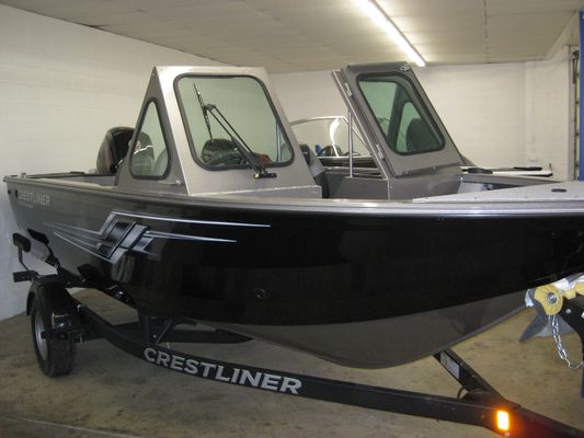 Crestliner 1850 Commander - main image