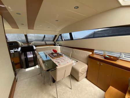 Ferretti Yachts 700 image