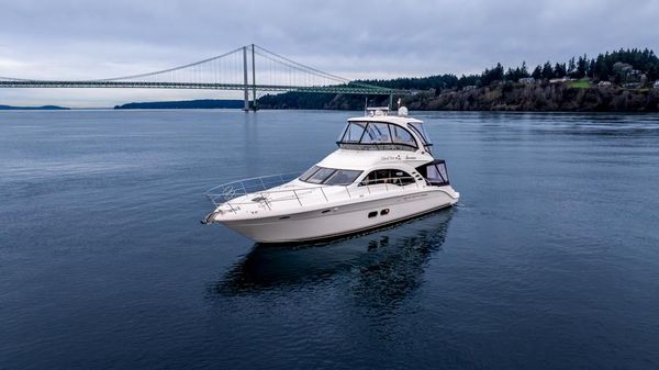 Sea Ray 52 Sedan Bridge image