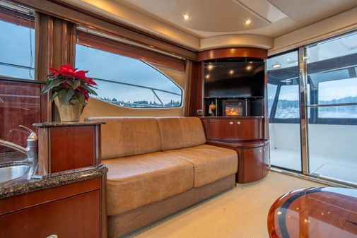 Sea Ray 52 Sedan Bridge image