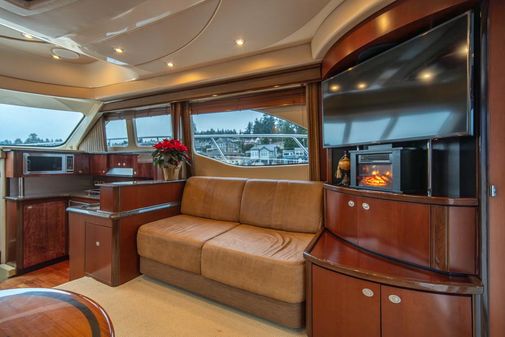 Sea Ray 52 Sedan Bridge image