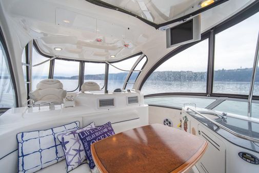 Sea Ray 52 Sedan Bridge image