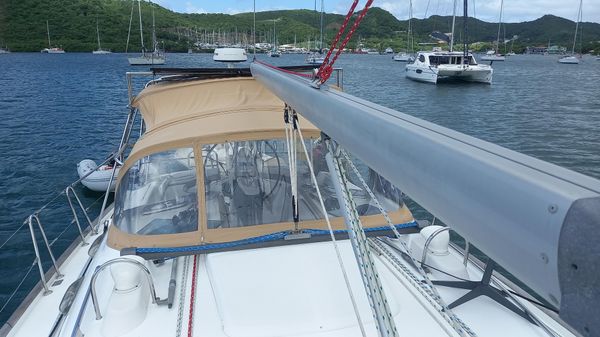 Beneteau 423 image