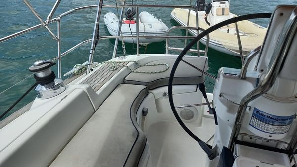 Beneteau 423 image