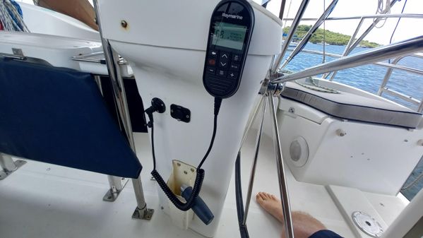 Beneteau 423 image