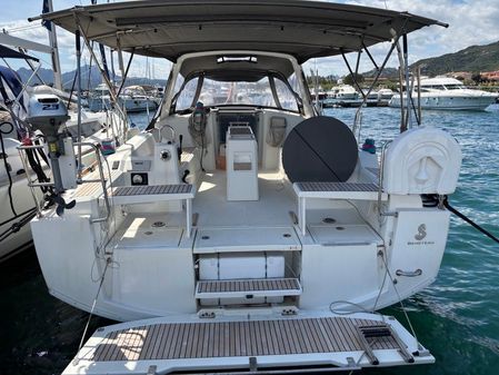 Beneteau 38.1 image