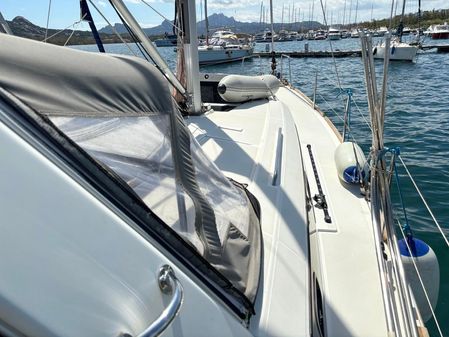 Beneteau 38.1 image