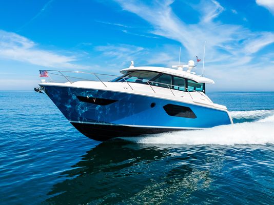 Tiara Yachts 49 COUPE - main image