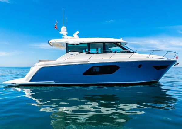 Tiara Yachts 49 COUPE image